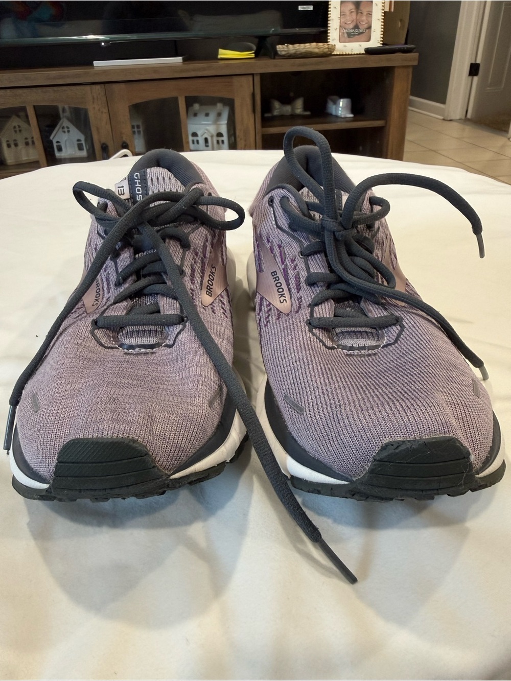 Brooks Women’s Athletic Shoes in Lavender and Charcoal